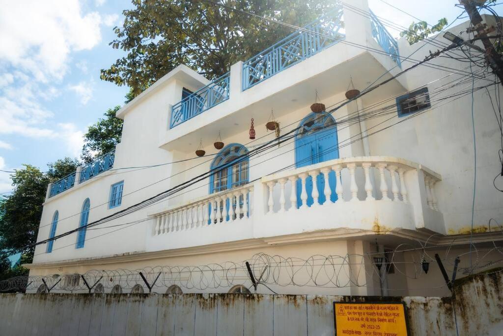 Blue Door Villa By Homeyhuts Rājpur 외부 사진