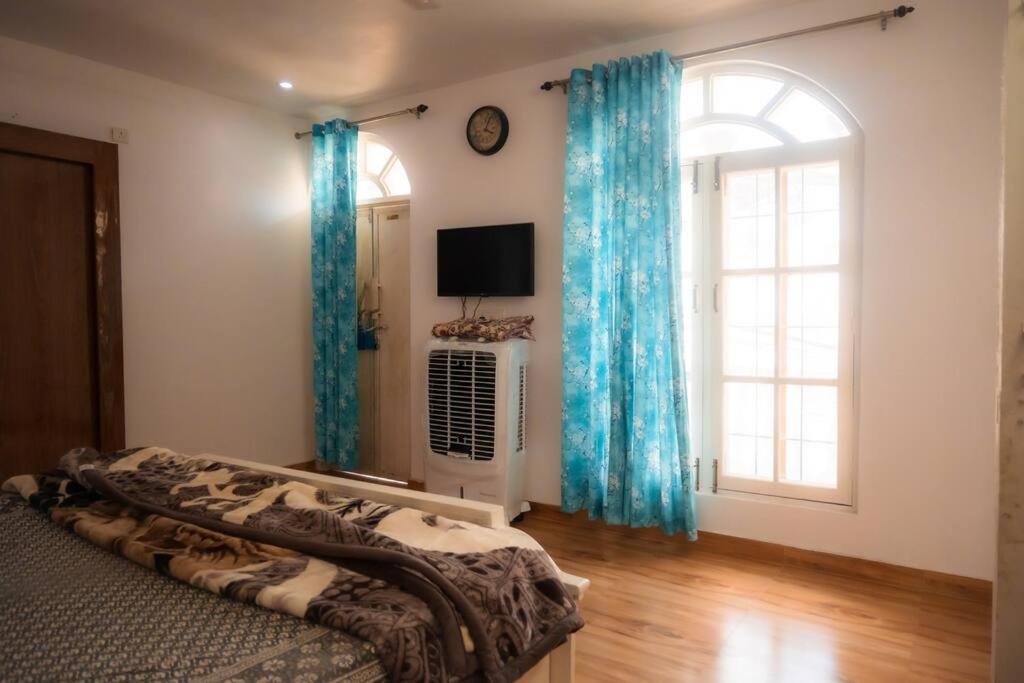 Blue Door Villa By Homeyhuts Rājpur 외부 사진