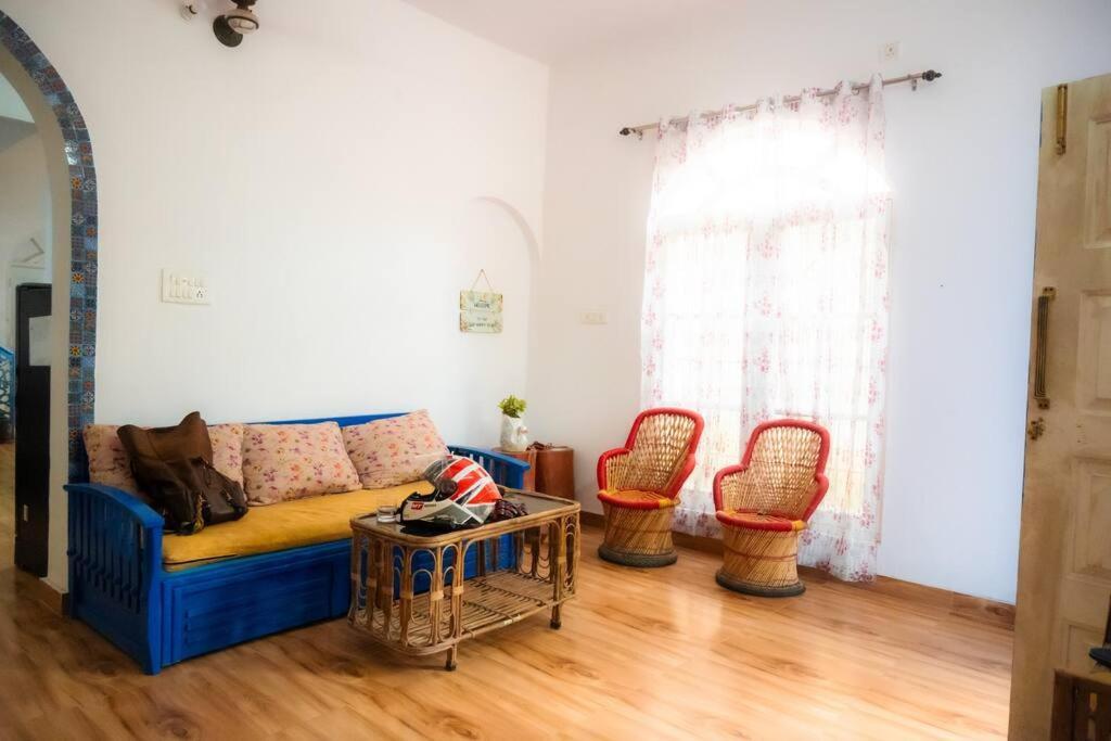 Blue Door Villa By Homeyhuts Rājpur 외부 사진
