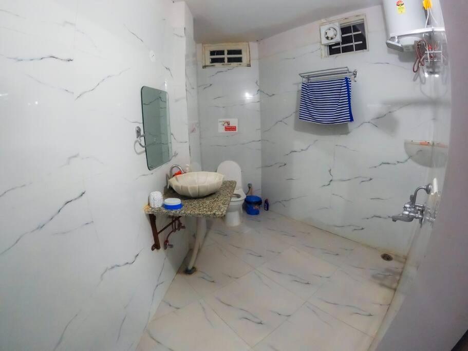 Blue Door Villa By Homeyhuts Rājpur 외부 사진