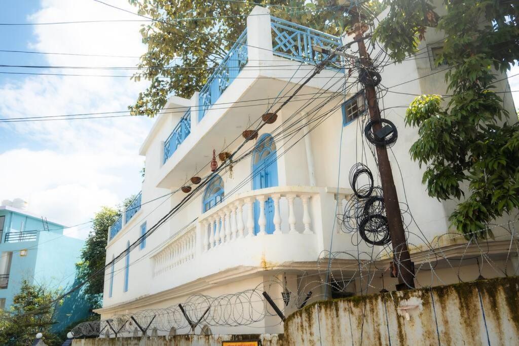 Blue Door Villa By Homeyhuts Rājpur 외부 사진